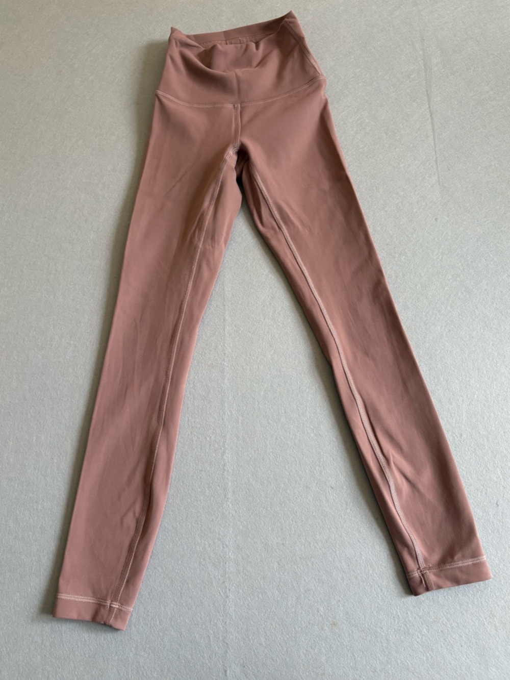 lululemon athletica Wunder Train High Rise Dusty Rose Leggings 25” inseam Sz 0